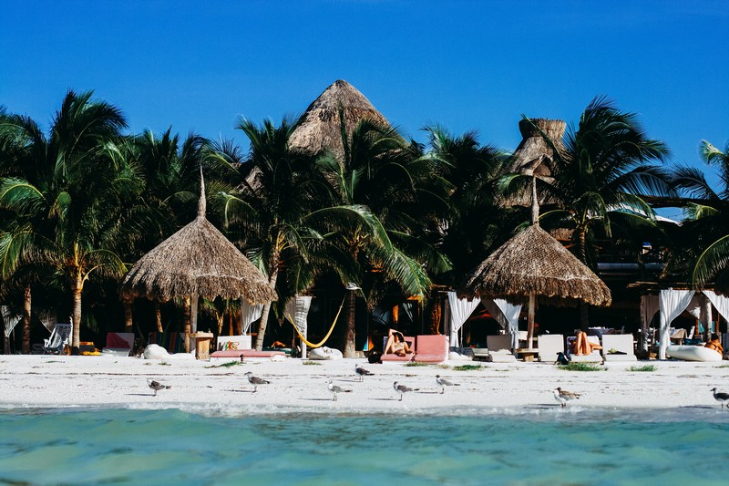 Holbox real estate