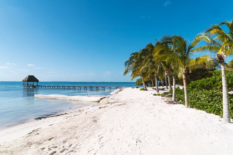 beachfront condos for sale in cancun